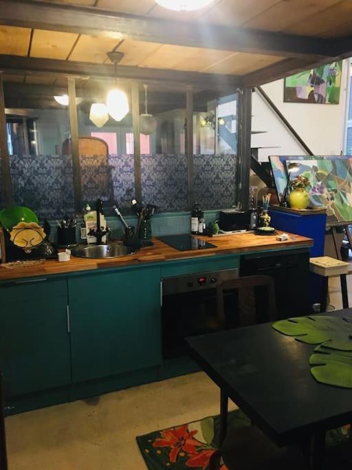 Loft D Artistes Avec Patio Au Port De Nizza Esterno foto